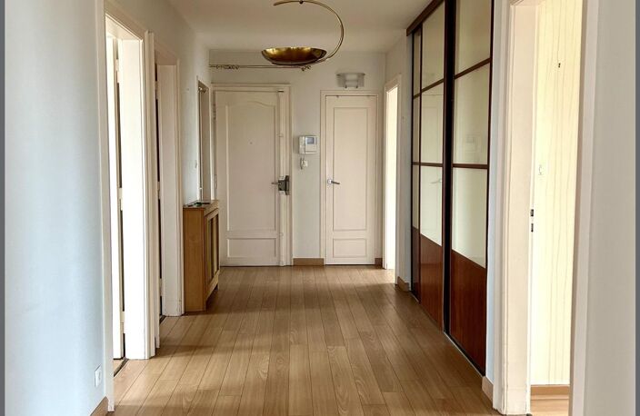 Thionville hypercentre  Appartement de 135 m² avec vue panoramique — photo 4