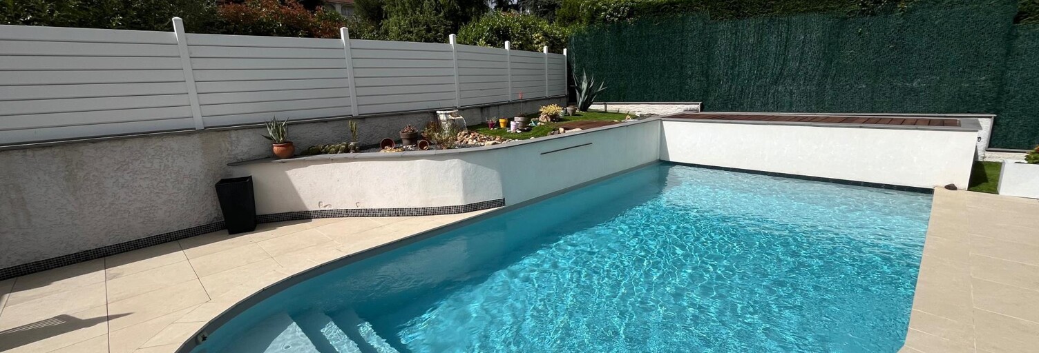 Maison 6 Pièces 112 m² à vendre à Saint-Martin-la-Plaine (42800)