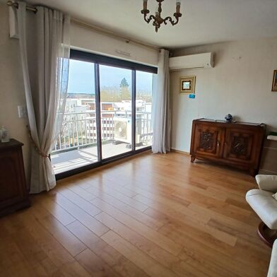 Appartement 5 pièces 266475 €