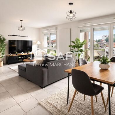 Appartement 3 pièces 239400 €