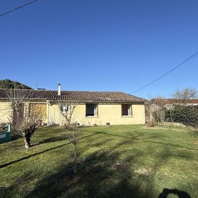 Maison 7 pièces 77420 €