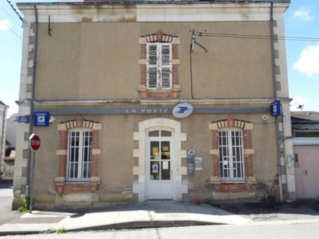 Immeuble à Neuvy-Saint-Sépulchre — photo du bien