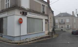 Immeuble   m² à vendre à Châtillon-sur-Indre (36700)