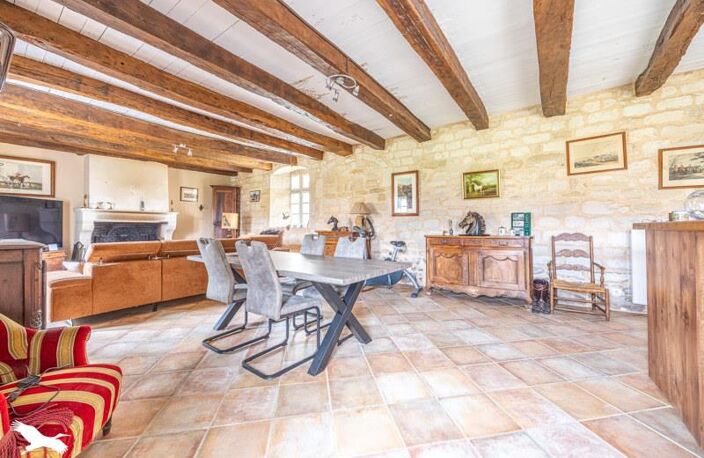 Maison en pierre de 5 pièces principales — photo 3