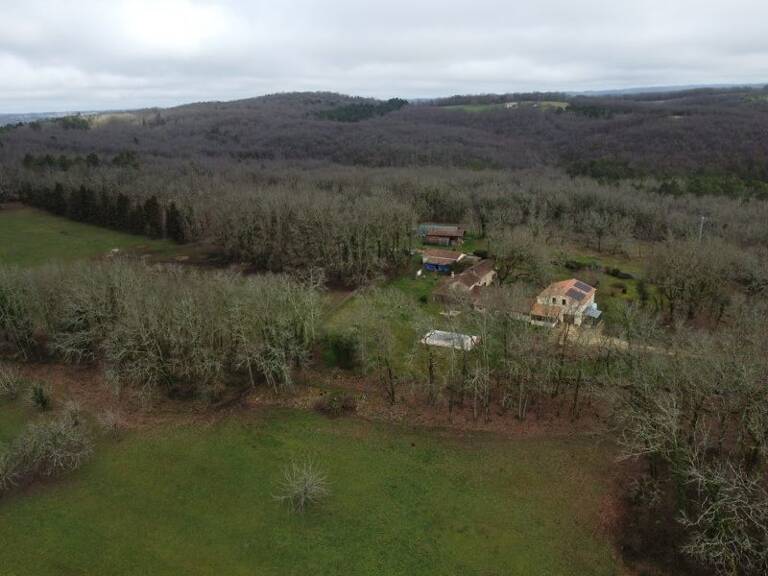 Longère de 10 pièces principales — photo 1