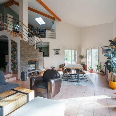 Maison 4 pièces 590000 €