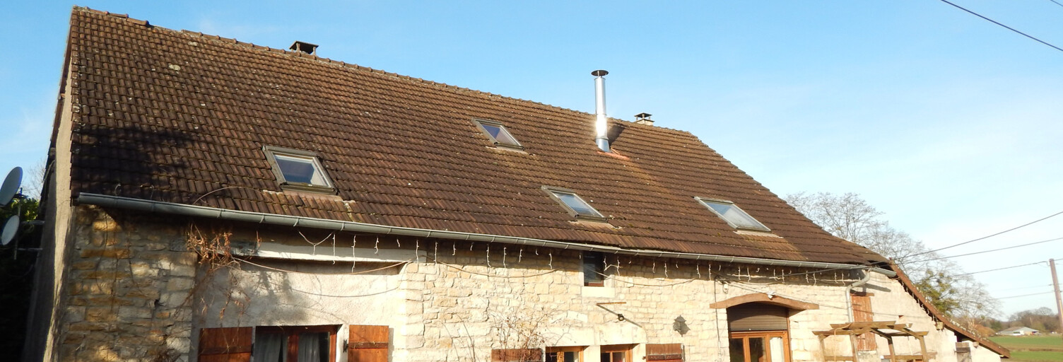 Maison 9 Pièces 225 m² à vendre à Bletterans (39140)