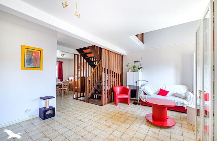 Maison de ville de 6 pièces principales — photo 4
