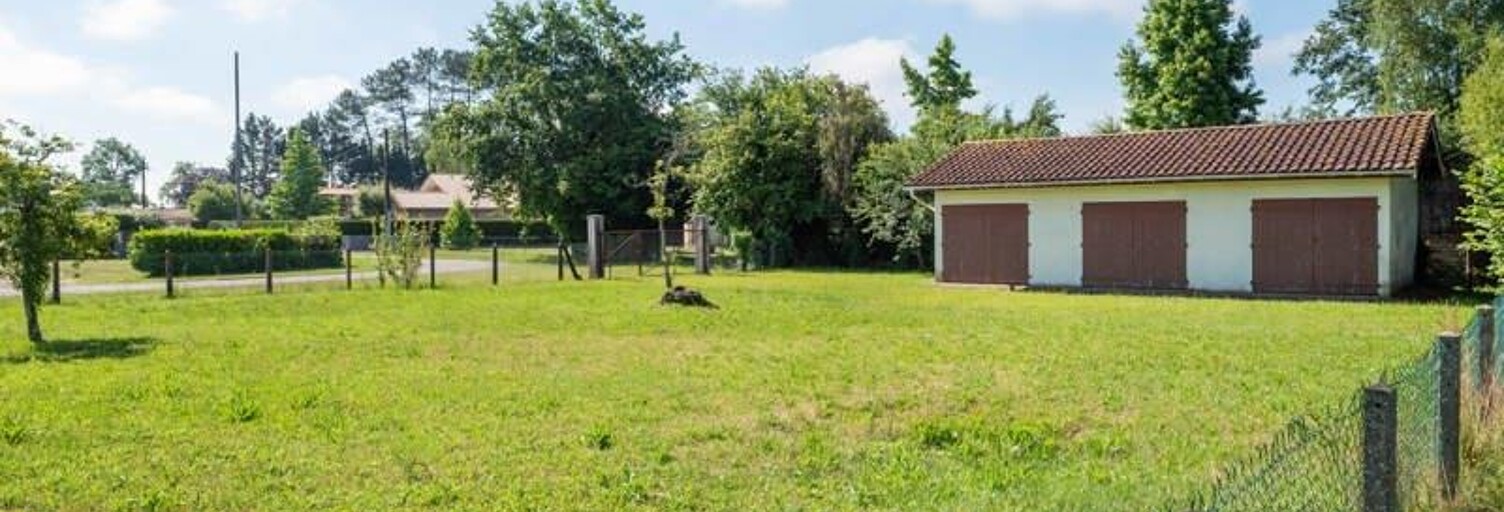 Terrain  776 m² à vendre à Saint-Yaguen (40400)