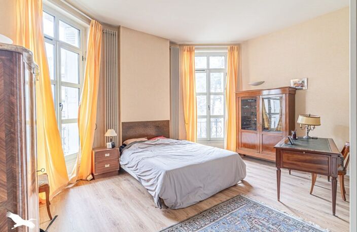 Vente appartement 4 pièces 128 m² Bordeaux (33000) — photo 3