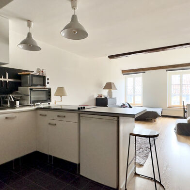 Appartement 1 pièces 720 €