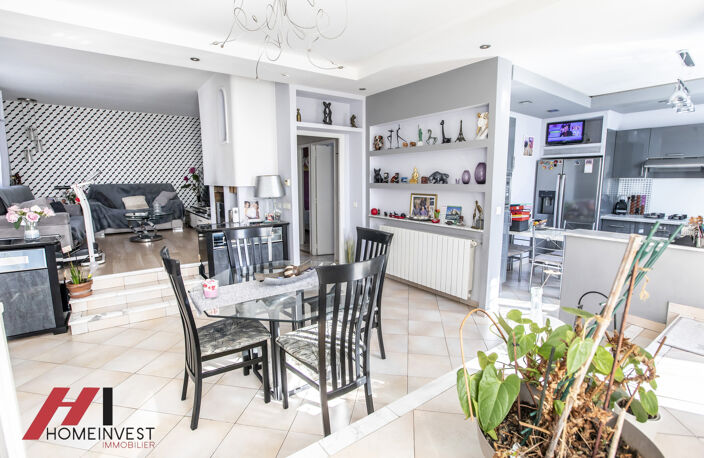 Maison lumineuse avec extérieur   Proximité axes & commodités — photo 4