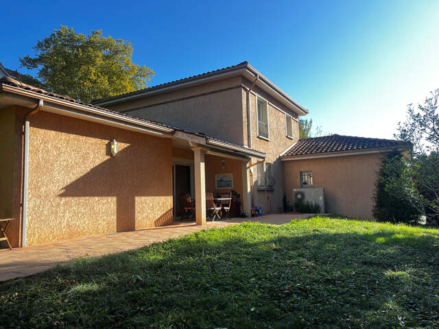 Maison familiale de 6 pièces — photo du bien