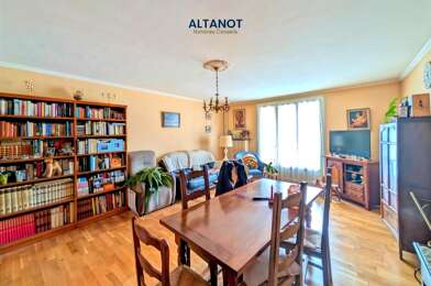 Appartement 3 pièces 167680 €
