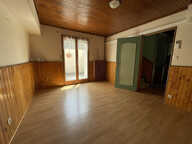 Maison centre ville BOURG DE THIZY avec terrain attenant — photo 3