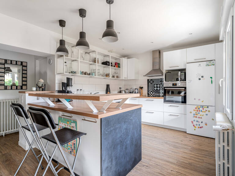 Maison de Village - 165m2, 6 pièces - St Romain au Mt D'Or — photo 1