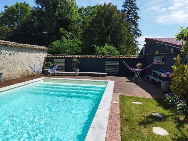 MAISON DE VILLAGE - 7 PIÈCES SAINT GEORGES DE RENEINS — photo du bien