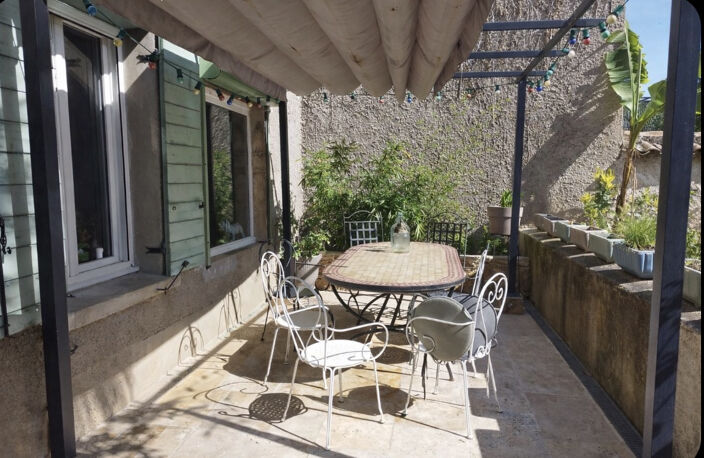 MAISON DE VILLAGE - 7 PIÈCES SAINT GEORGES DE RENEINS — photo 2
