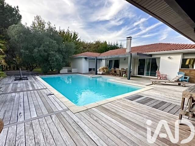 Vente Maison/villa 8 pièces — photo du bien