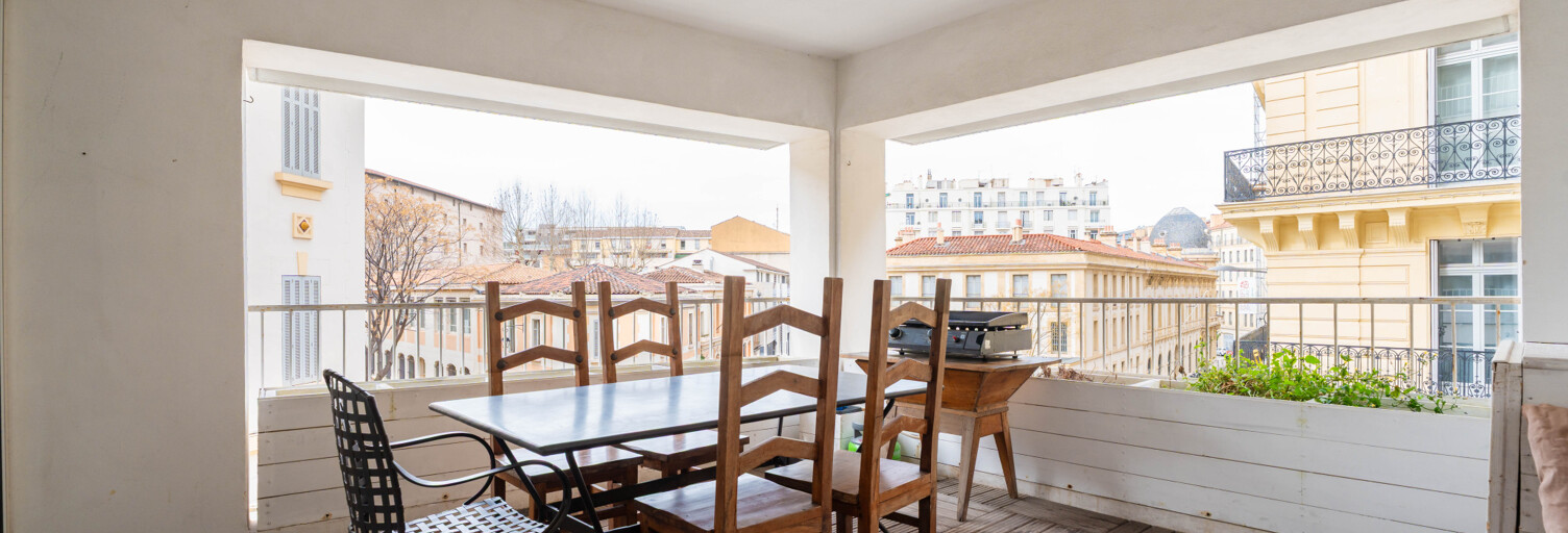 Appartement 3 Pièces 54 m² à vendre à Marseille 2 (13002)