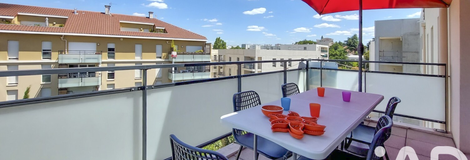Appartement 4 Pièces 77 m² à vendre à Bron (69500)