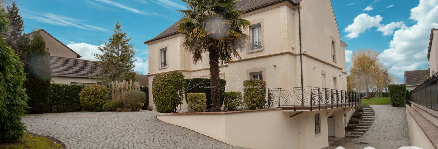 Maison 10 Pièces 338 m² à vendre à Ronquerolles (95340)