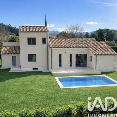 Maison 5 pièces 599000 €