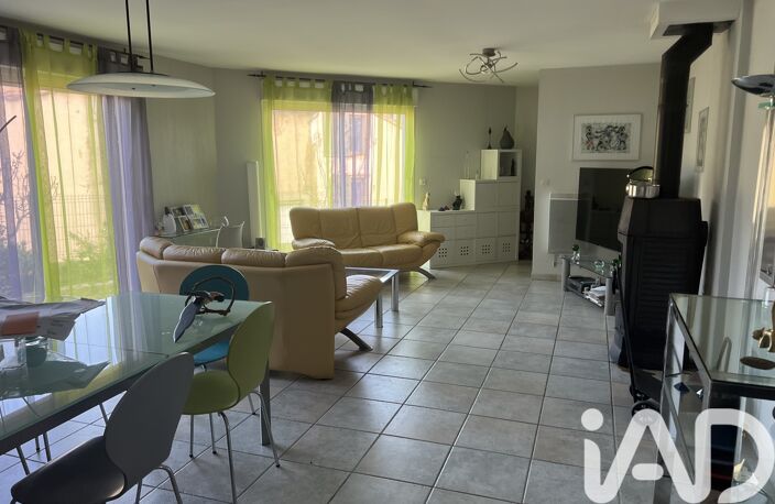 Vente Maison/villa 5 pièces — photo 2