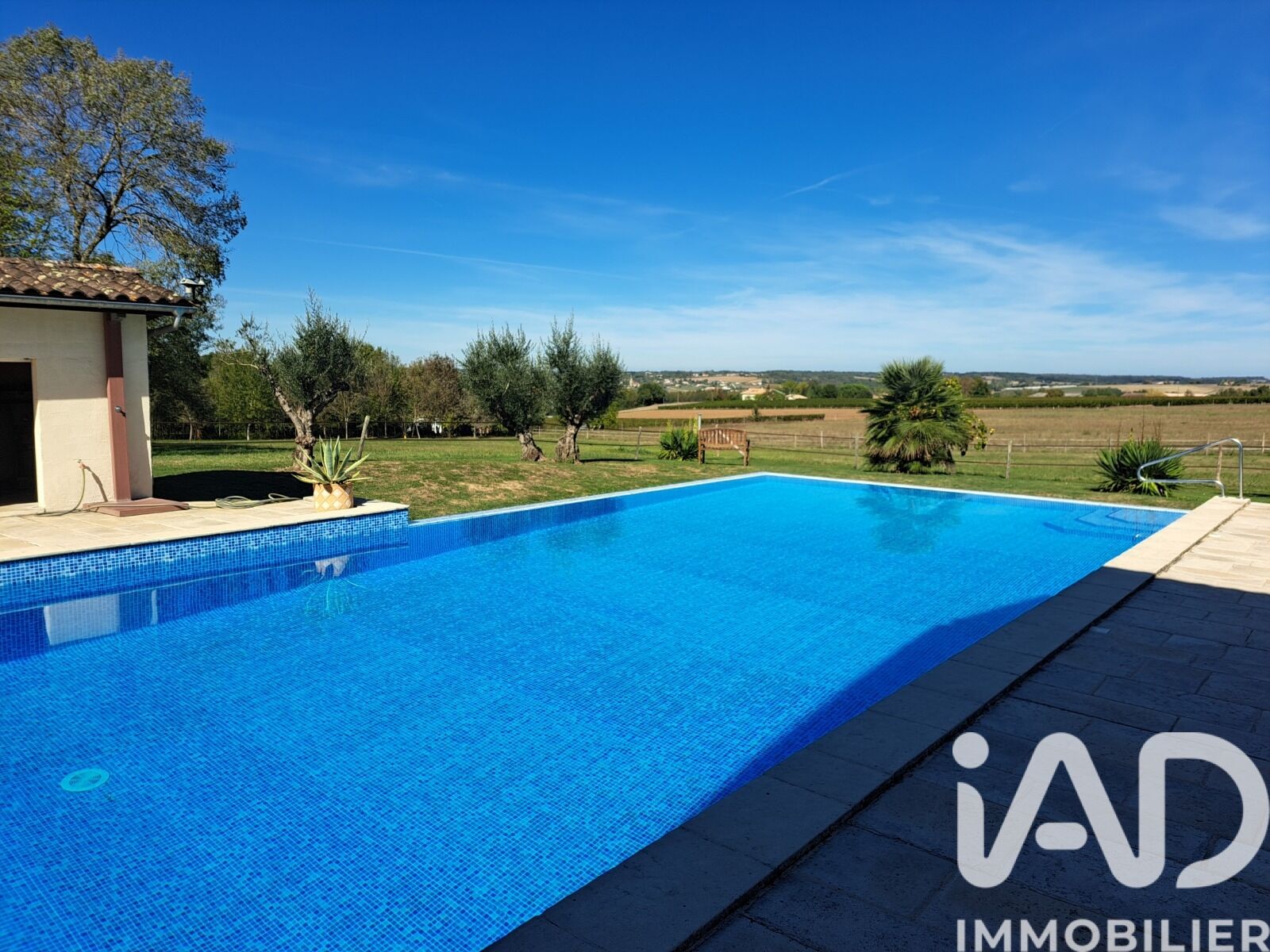 Vente Maison/villa 7 pièces - Photo 3