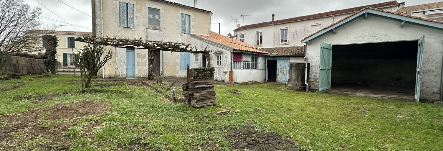 Maison 8 Pièces 164 m² à vendre à Étaules (17750)