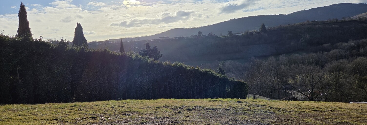 Terrain  721 m² à vendre à Ternand (69620)