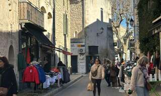 Commerce  75 m² à vendre à Saint-Rémy-de-Provence (13210)