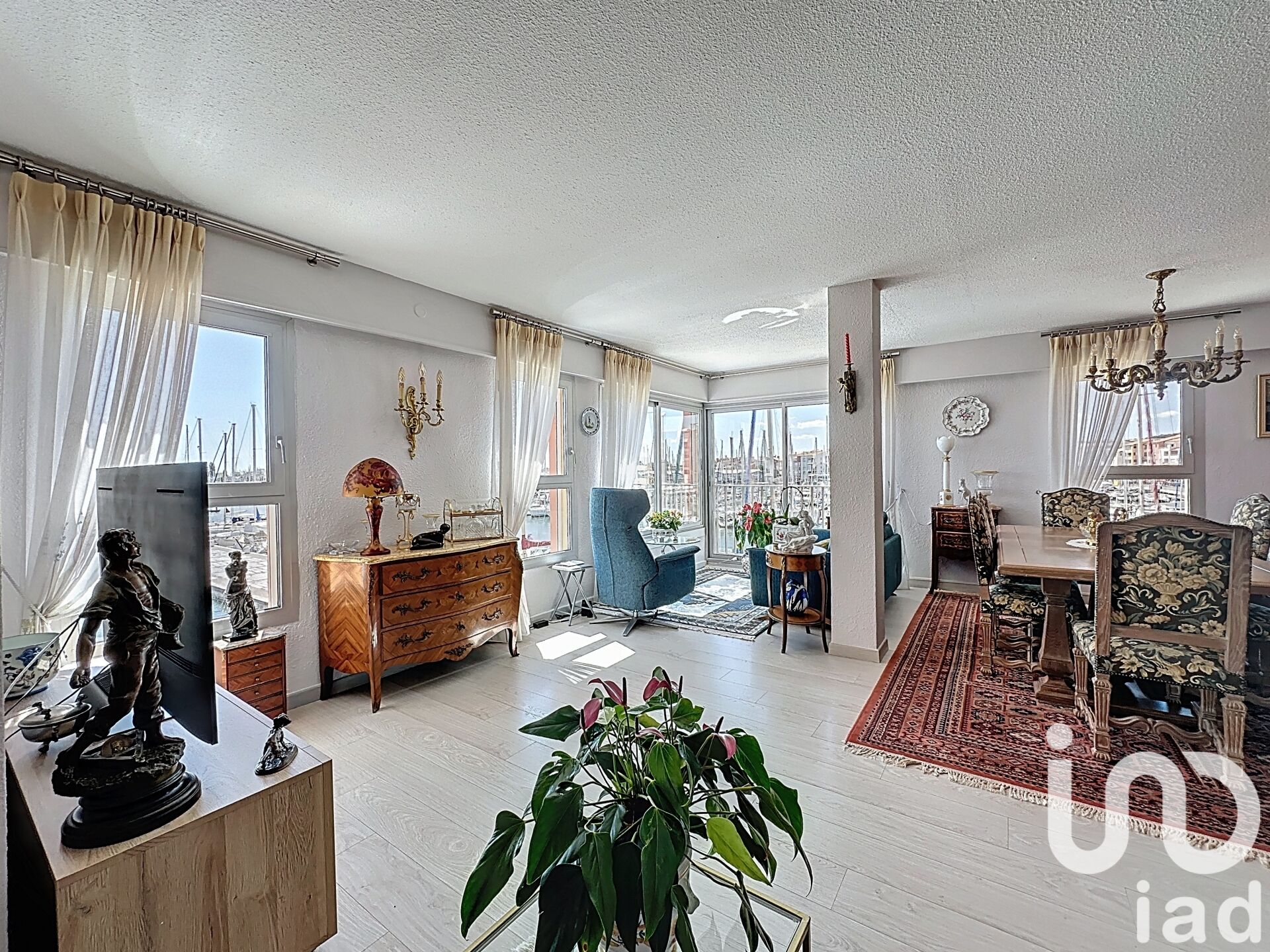 Agde - 80m² - 3p. - 2ch.