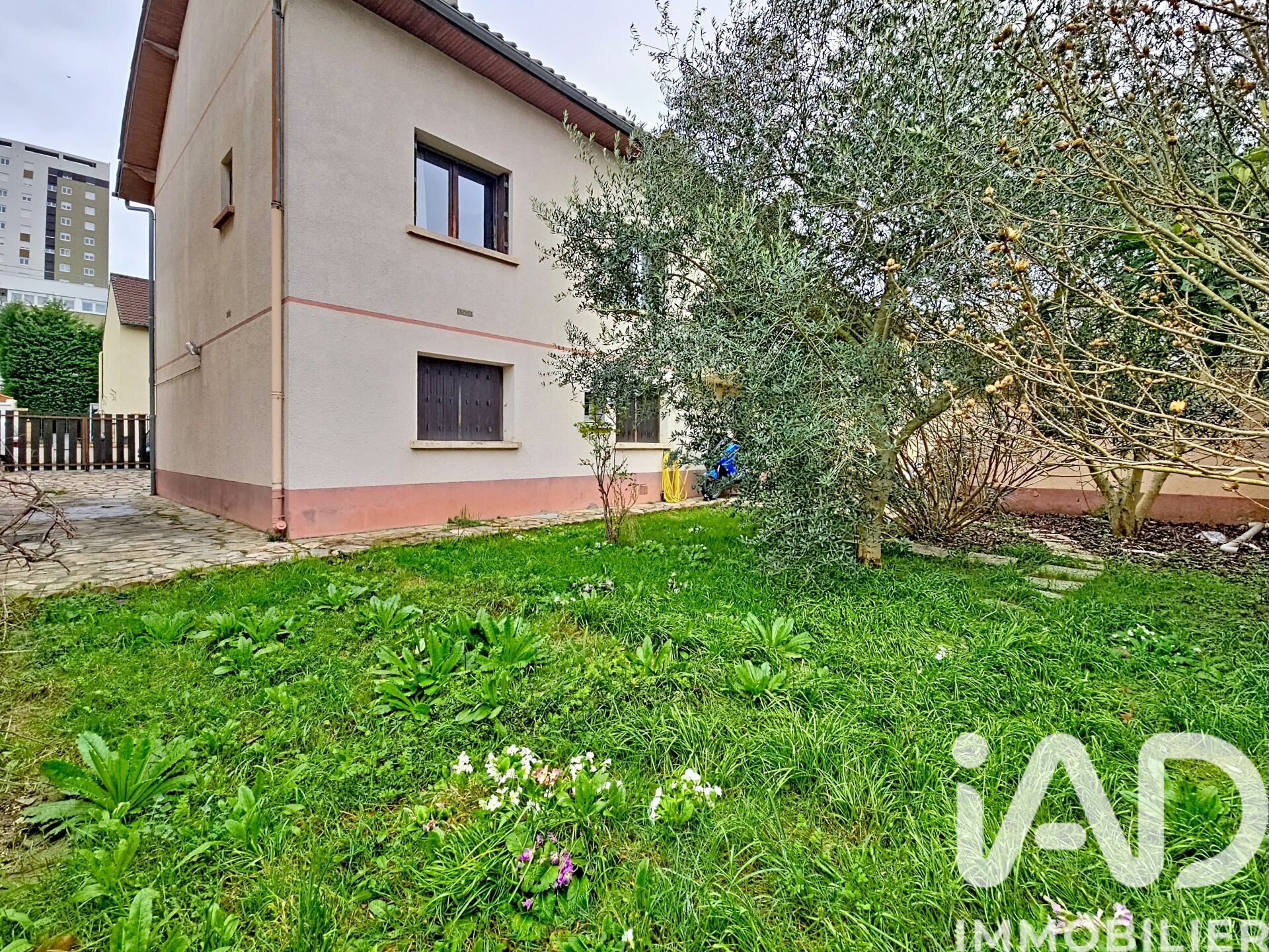 Chevilly-Larue - 161m² - 7p. - 5ch.