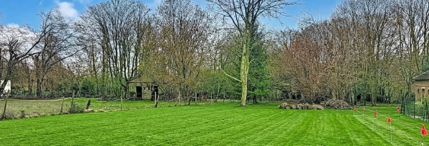 Terrain  1589 m² à vendre à La Saussaye (27370)