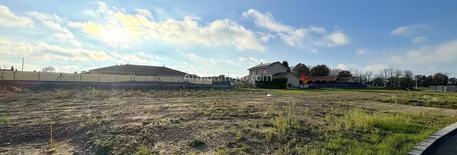 Terrain  523 m² à vendre à Morestel (38510)