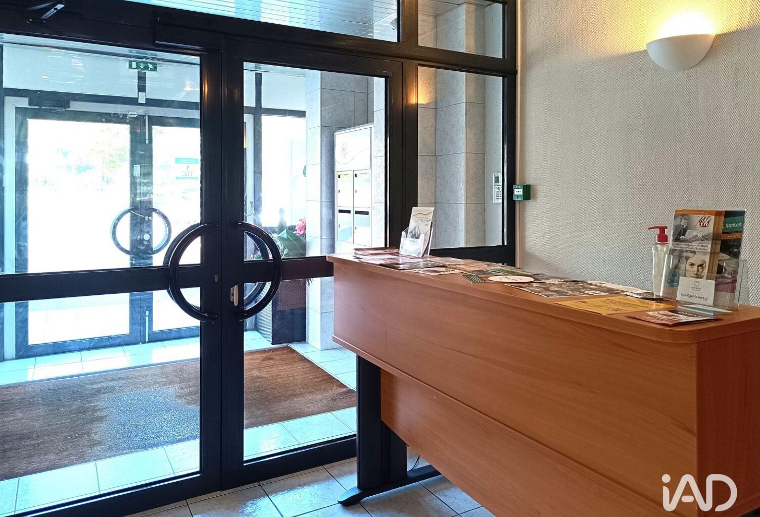 Vente Bureaux 750 m&sup2; — photo 1