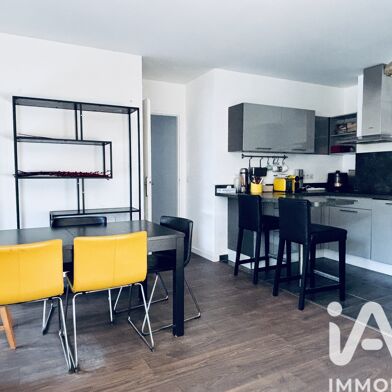 Appartement 4 pièces 1990 €