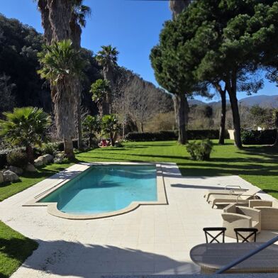 Maison 8 pièces 598000 €