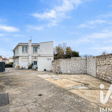 Maison 8 pièces 880000 €