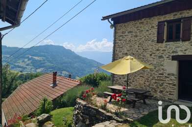 Maison 8 pièces 399900 €