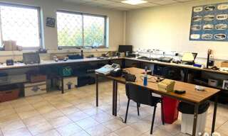 Commerce  104 m² à vendre à Fréjus (83600)