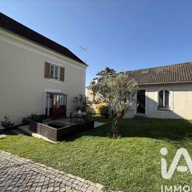 Maison 8 pièces 499900 €