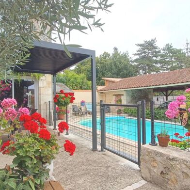 Maison 6 pièces 380000 €