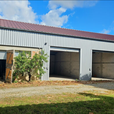 Local industriel  219000 €