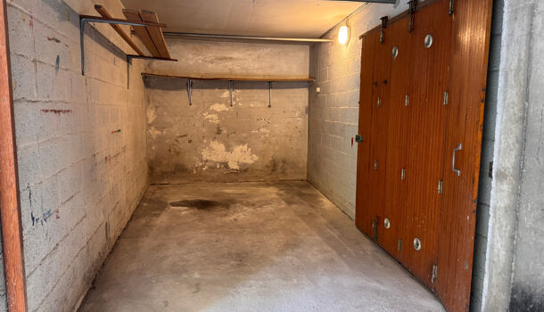 Parking  à louer Marseille 8eme 13008