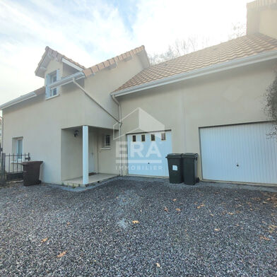 Maison 5 pièces 1250 €