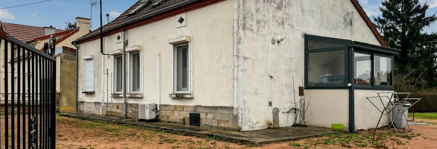 Maison 4 Pièces 114 m² à vendre à Bézenet (03170)