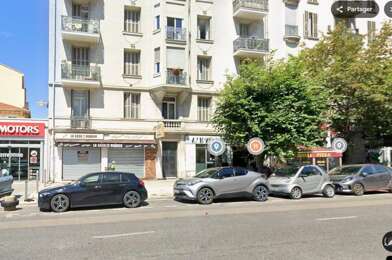 Commerce  235000 €