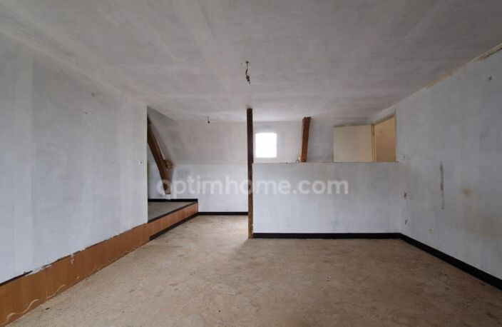 Maison de village d'environ 115 m², 3 pièces avec potentiel d'évolution à Ferrière-Larçon (37350) — photo 4